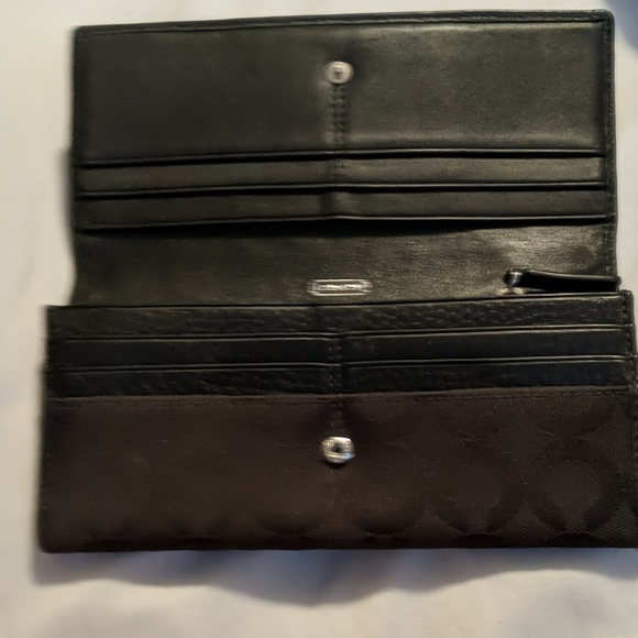 Coach wallet - Picture 2 of 4